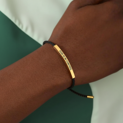 EchoLine™ – Flätat Inspirerande Armband i Rostfritt Stål