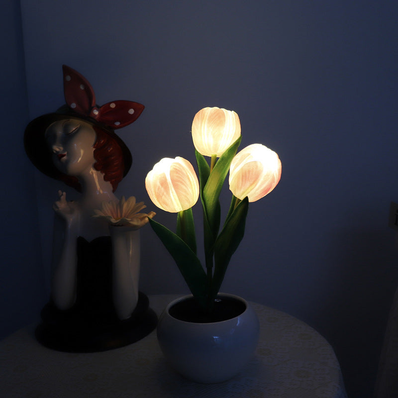 FloraLume™ – Romantisk Tulpan LED Nattlampa